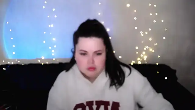 Emily Mo online show from March 11, 2026, 6:30 am