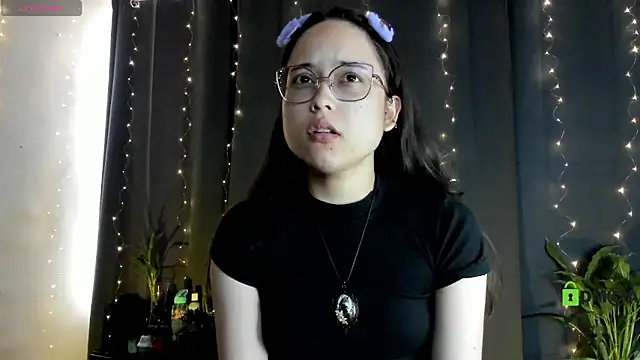 shantalc3rezo online show from February 10, 2025, 8:42 pm