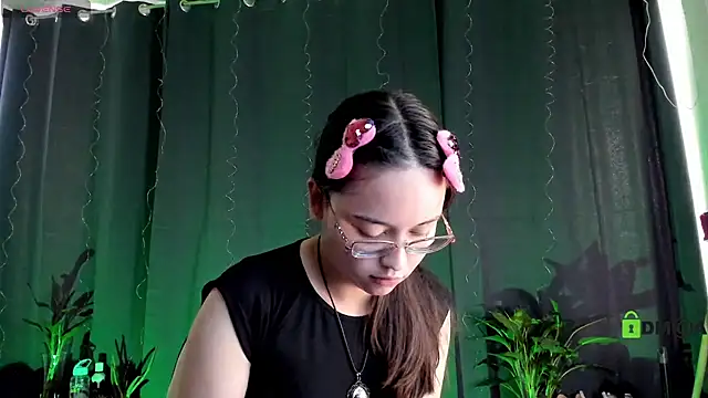 shantalc3rezo online show from February 21, 2025, 6:48 pm