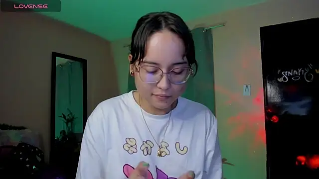 shantalc3rezo online show from February 12, 2026, 8:37 pm