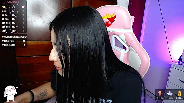 eva six online show from December 4, 2024, 11:35 pm