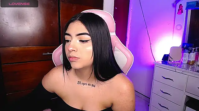 eva six online show from February 25, 2025, 1:41 am