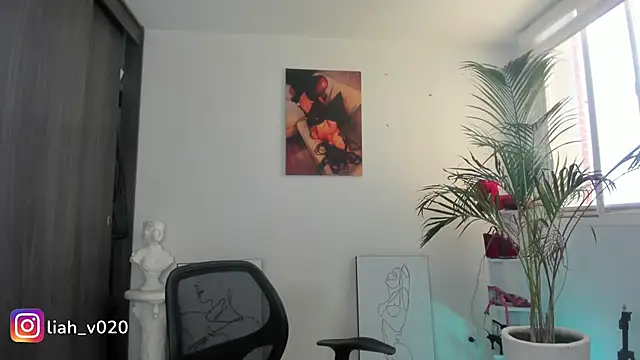 liah v online show from January 22, 2025, 4:44 pm