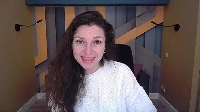 EllaLong online show from January 18, 2026, 12:31 pm