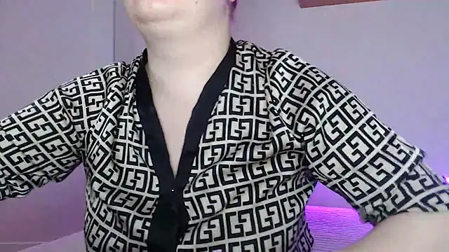 Snapshot of Karolina_love_ chatting on February 22, 2026, 7:56 pm Karolina love online show from February 22, 2026, 7:56 pm