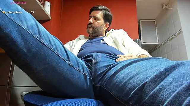 Maxi TheBigDaddy online show from March 4, 2025, 8:27 pm