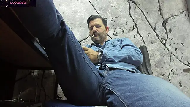 Maxi TheBigDaddy online show from September 17, 2025, 1:57 pm