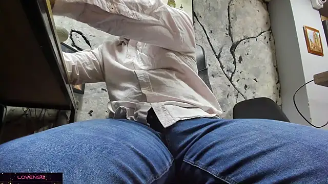 Maxi TheBigDaddy online show from December 18, 2025, 12:55 pm