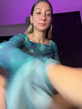 DanikRosse online show from December 23, 2025, 4:54 am