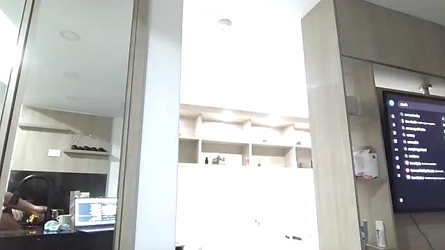 megan-hotxx online show from October 11, 2025, 3:50 am