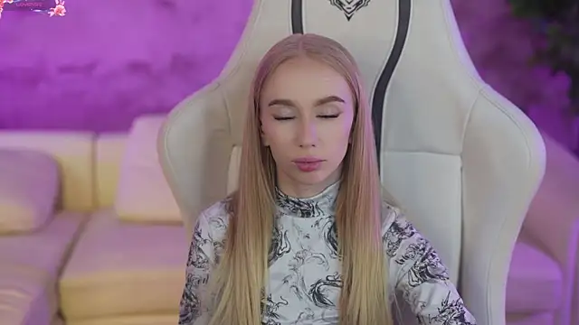 Amelia Blaze online show from February 6, 2025, 4:10 am