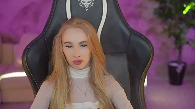 Amelia Blaze online show from February 12, 2025, 10:56 am