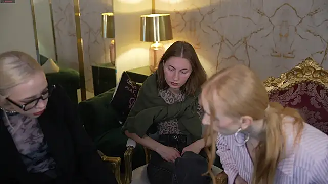 Amelia Blaze online show from October 19, 2025, 10:27 am