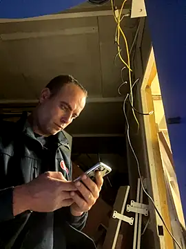 mustican422 online show from December 4, 2024, 11:35 pm