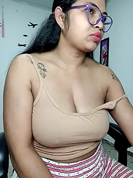 chalohott online show from October 26, 2025, 10:32 am