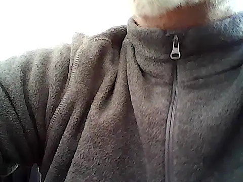 Snapshot of xcimeru chatting on March 5, 2025, 5:18 pm xcimeru online show from March 5, 2025, 5:18 pm