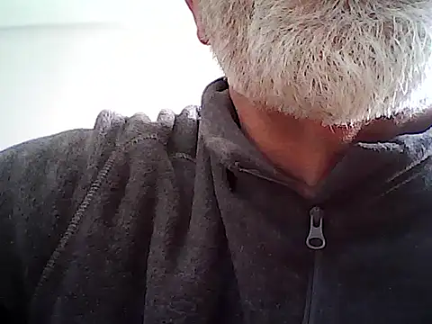 Snapshot of xcimeru chatting on March 19, 2025, 11:06 am xcimeru online show from March 19, 2025, 11:06 am