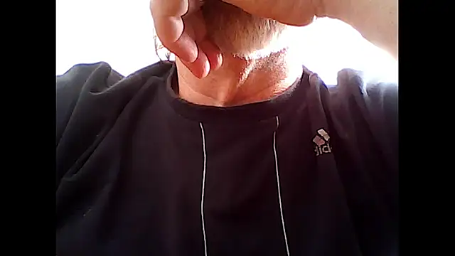 Snapshot of xcimeru chatting on October 24, 2025, 1:40 pm xcimeru online show from October 24, 2025, 1:40 pm