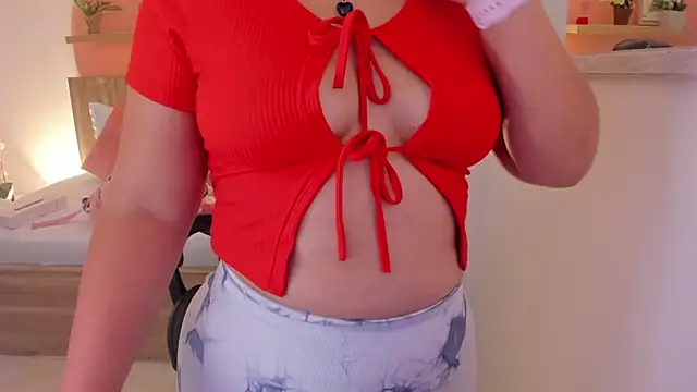 izaro22 online show from January 5, 2025, 2:27 am