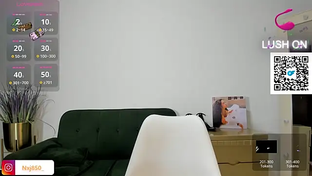 HOTBLACKANDWHITE2 online show from February 18, 2025, 10:58 pm