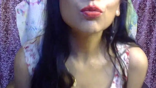 iam-moni2 online show from March 12, 2025, 1:14 am