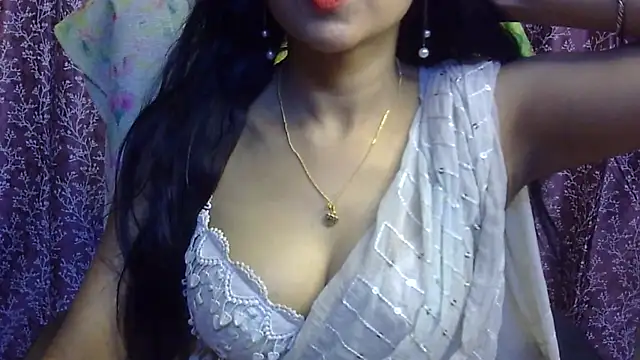 iam-moni2 online show from March 21, 2025, 5:23 pm