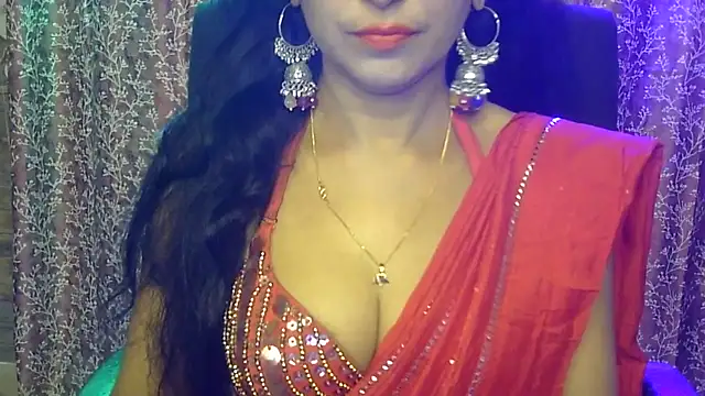 iam-moni2 online show from October 5, 2025, 3:43 pm