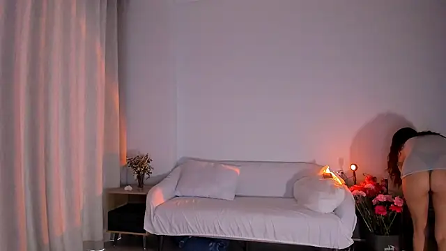 kawaii mia online show from December 27, 2024, 1:53 am