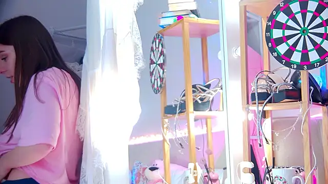 ElisabethDavis online show from January 31, 2025, 9:37 pm