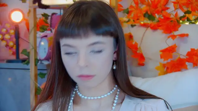 ElisabethDavis online show from October 17, 2025, 2:19 pm