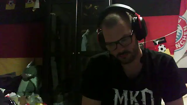 Die-geile-Sau online show from September 8, 2025, 7:13 pm