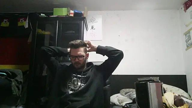 Die-geile-Sau online show from April 18, 2026, 7:58 pm