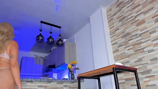 Snapshot of Vanesa_novvoa chatting on February 26, 2025, 9:05 pm Vanesa novvoa online show from February 26, 2025, 9:05 pm