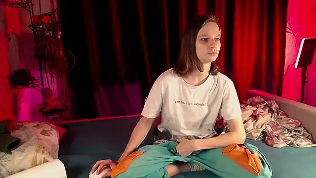 Snapshot of Frank_Fraer chatting on December 10, 2024, 1:54 am Frank Fraer online show from December 10, 2024, 1:54 am