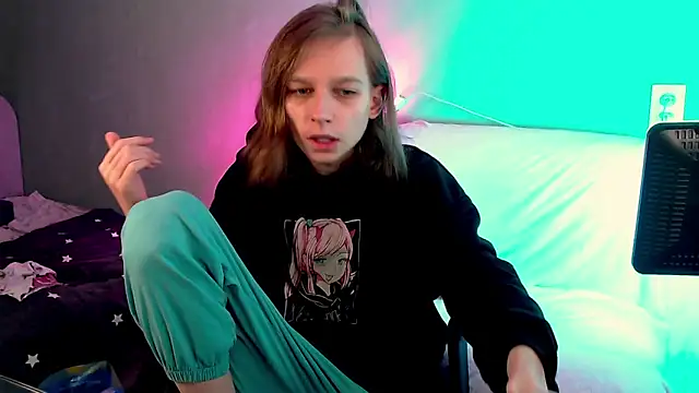 Snapshot of Frank_Fraer chatting on December 24, 2024, 12:22 pm Frank Fraer online show from December 24, 2024, 12:22 pm