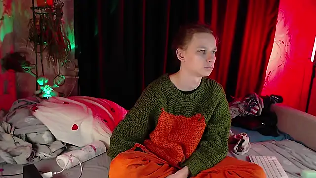 Snapshot of Frank_Fraer chatting on January 15, 2025, 3:29 pm Frank Fraer online show from January 15, 2025, 3:29 pm