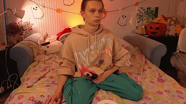 Snapshot of Frank_Fraer chatting on October 25, 2025, 8:03 pm Frank Fraer online show from October 25, 2025, 8:03 pm