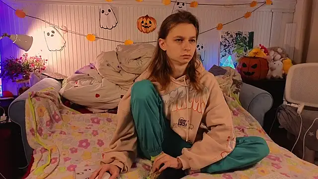 Snapshot of Frank_Fraer chatting on October 26, 2025, 2:23 pm Frank Fraer online show from October 26, 2025, 2:23 pm