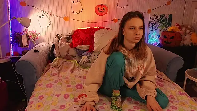 Snapshot of Frank_Fraer chatting on October 28, 2025, 3:58 pm Frank Fraer online show from October 28, 2025, 3:58 pm