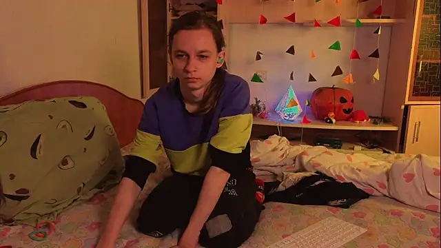 Frank Fraer online show from June 25, 2026, 6:56 pm
