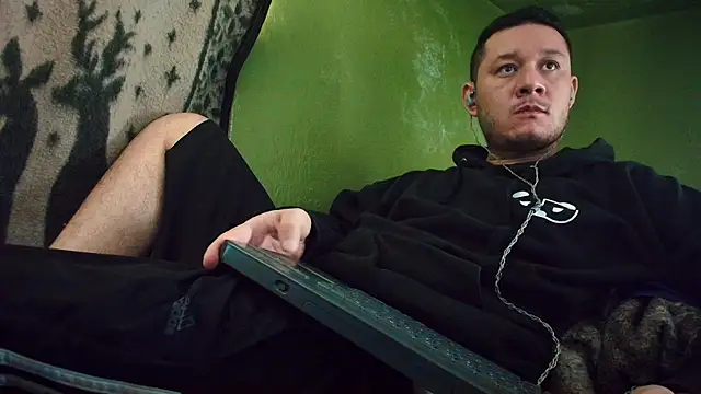 sweet cock28 online show from February 4, 2025, 3:26 pm