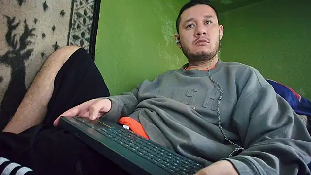 sweet cock28 online show from February 22, 2025, 3:47 pm