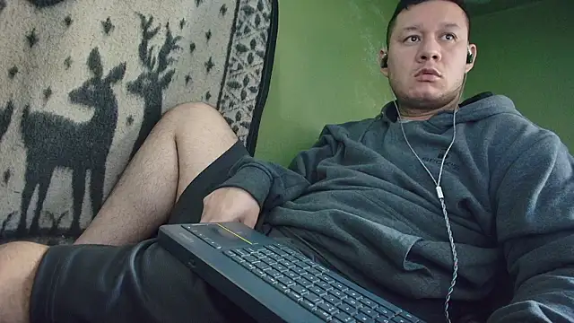 sweet cock28 online show from March 18, 2026, 3:37 pm