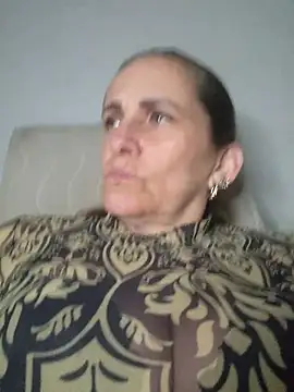 Snapshot of SeductionSilera chatting on February 19, 2025, 12:35 am SeductionSilera online show from February 19, 2025, 12:35 am