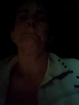 Snapshot of SeductionSilera chatting on February 27, 2025, 2:43 pm SeductionSilera online show from February 27, 2025, 2:43 pm