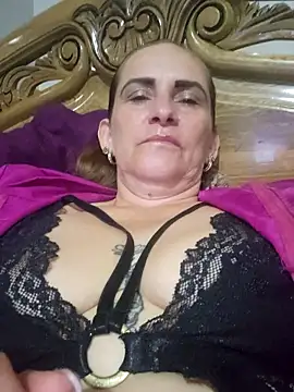 Snapshot of SeductionSilera chatting on March 11, 2025, 3:56 pm SeductionSilera online show from March 11, 2025, 3:56 pm