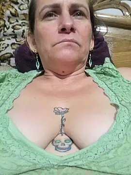 Snapshot of SeductionSilera chatting on September 9, 2025, 4:01 am SeductionSilera online show from September 9, 2025, 4:01 am