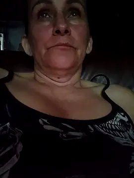 Snapshot of SeductionSilera chatting on September 20, 2025, 5:08 am SeductionSilera online show from September 20, 2025, 5:08 am