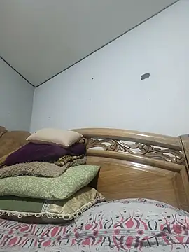 Snapshot of SeductionSilera chatting on October 14, 2025, 5:03 pm SeductionSilera online show from October 14, 2025, 5:03 pm