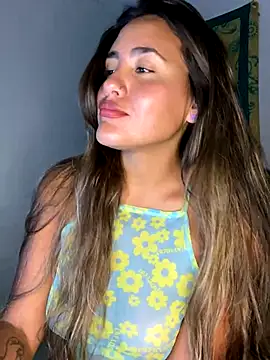 fenixgre online show from October 11, 2025, 9:02 pm